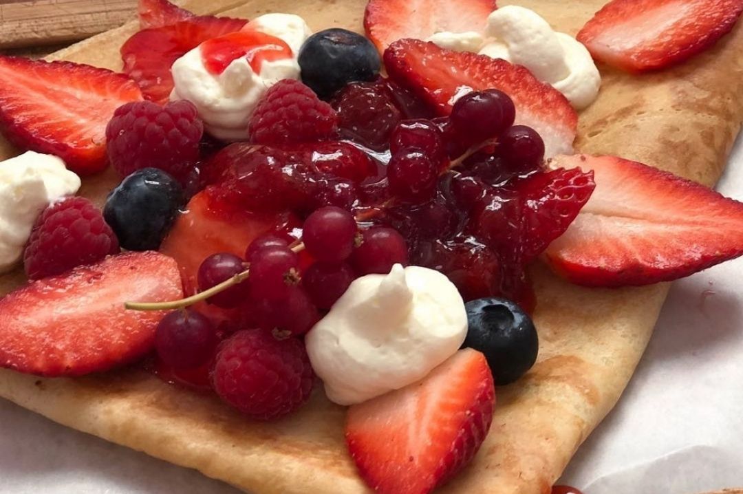 lightcremeandfruitcrepe_lacremedeparis_paris