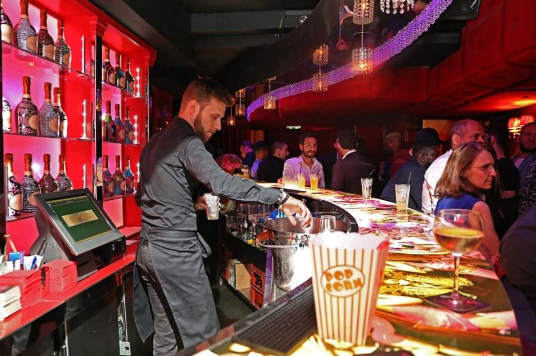 The bar at Pink Paradise Pink Paradise cabaret